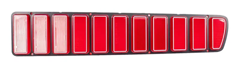 Taillight Lens w/ Silver Trim - RH - 73-74 Charger