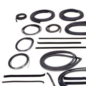 Weatherstrip Kit - Chrome Lock Strip - 78-80 Chevy GMC CK Suburban with Tailgate - Image 2 of 5