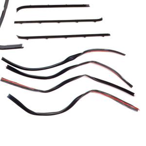 Weatherstrip Kit - Chrome Lock Strip - 78-80 Chevy GMC CK Suburban with Tailgate - Image 4 of 5